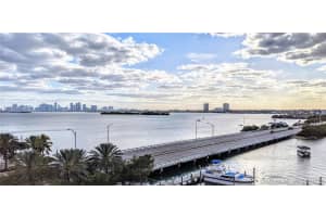 7904 West Dr, North Bay Village, FL 33141, Sold 02/09/21