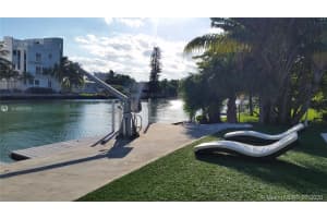 850 S Shore Dr, Miami Beach, FL 33141, Sold 02/09/21