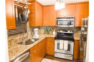 8591 SW 109th Ave, Miami, FL 33173, Sold 10/29/20