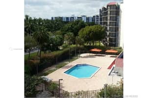 3301 N Country Club Dr, Miami, FL 33180, Sold 11/24/20
