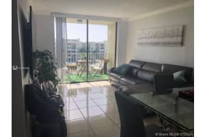 8145 NW 7th St, Miami, FL 33126, Sold 09/15/20