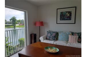 8650 NW 3rd Ln, Miami, FL 33126, Sold 10/08/20