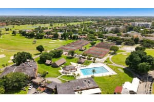6530 Kendale Lakes Dr, Miami, FL 33183, Sold 10/21/20