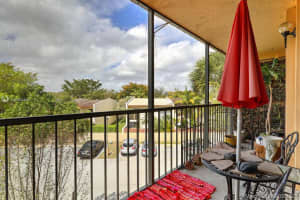 8005 SW 107th Ave, Miami, FL 33173, Sold 05/17/21