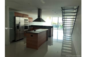 2950 NE 188th St, Miami, FL 33180, Sold 12/04/20