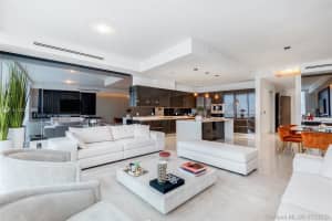 3300 NE 188th St # Lph16, Aventura, FL 33180, Sold 02/12/21