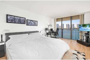 17720 N Bay Rd, Sunny Isles Beach, FL 33160, Sold 11/13/20