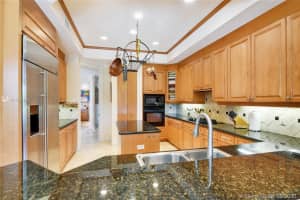 1566 NE 194th St, Miami, FL 33179, Sold 11/30/20