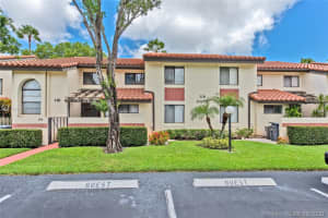 10279 N Circle Lake Dr, Boynton Beach, FL 33437, Sold 11/09/20
