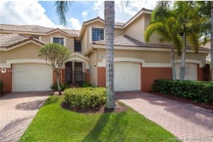 4304 Vineyard Cir, Weston, FL 33332, Sold 09/02/20