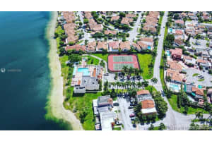 689 NW 123rd Pl, Miami, FL 33182, Sold 09/21/20