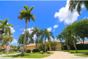 10985 NW 2nd St, Plantation, FL 33324, Sold 10/29/20