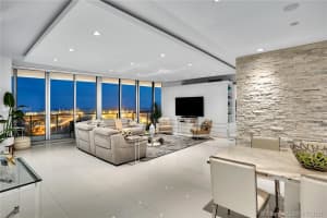 217 NE 11th St, Miami, FL 33132, Sold 08/16/21