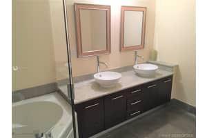 3029 NE 188th St, Aventura, FL 33180, Sold 08/31/20