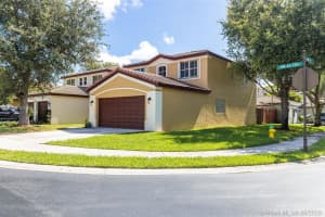 104 NW 44th Terrace, Deerfield Beach, FL 33442, Sold 10/26/20
