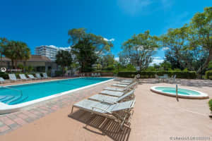 1200 NE Miami Gardens Dr #302w, Miami, FL 33179, Sold 10/02/20
