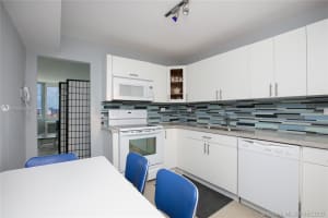 7135 Collins Ave, Miami, FL 33141, Sold 01/04/21