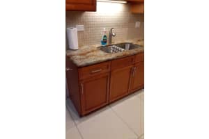 800 NE 195th St, Miami, FL 33179, Sold 11/05/20