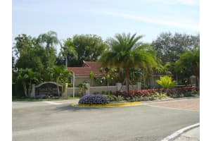 10129 NW 3rd Ct, Plantation, FL 33324, Sold 09/28/20