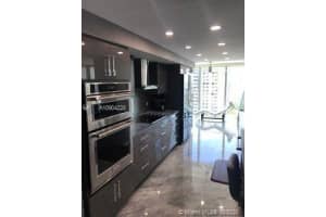 2655 Collins Ave #1012, Miami Beach, FL 33140, Sold 12/29/20