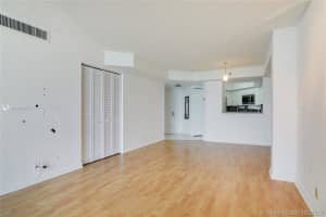 6767 Collins Ave, Miami, FL 33141, Sold 11/24/20