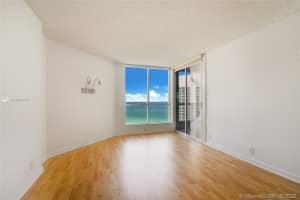 6767 Collins Ave, Miami, FL 33141, Sold 11/24/20
