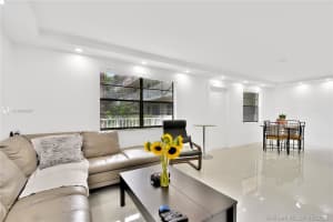 500 NE 2nd St, Dania Beach, FL 33004, Sold 07/26/21