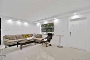 500 NE 2nd St, Dania Beach, FL 33004, Sold 07/26/21