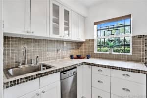798 Crandon Blvd, Key Biscayne, FL 33149, Sold 02/16/21