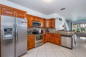 2029 Pompeii Ct, Weston, FL 33327, Sold 09/18/20