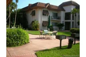 9352 SW 77th Ave APT H2, Miami, FL 33156, Sold 09/09/20