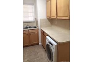 8870 Fontainebleau Blvd, Miami, FL 33172, Sold 08/25/20