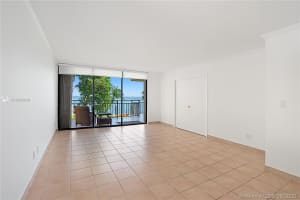 1632 S Bayshore Ct, Coconut Grove, FL 33133, Sold 09/28/20