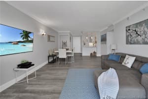 6917 Collins Ave, Miami, FL 33141, Sold 09/23/20