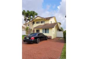 9136 SW Grand Canal Dr, Miami, FL 33174, Sold 09/28/20