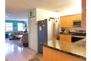 9136 SW Grand Canal Dr, Miami, FL 33174, Sold 09/28/20