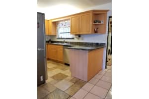 9136 SW Grand Canal Dr, Miami, FL 33174, Sold 09/28/20