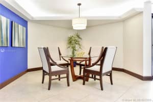 520 SE 12th St, Dania Beach, FL 33004, Sold 01/15/21