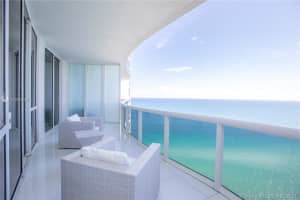 15811 Collins Ave, Sunny Isles Beach, FL 33160, Sold 01/29/21