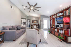 1030 SW 111th Ave, Pembroke Pines, FL 33025, Sold 09/30/20