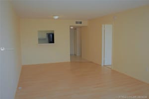 1300 NE Miami Gardens Dr #411e, Miami, FL 33179, Sold 10/15/20