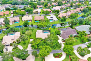 5000 NW 83rd Ln, Coral Springs, FL 33067, Sold 09/22/20