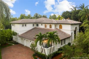 131 Paloma Dr, Coral Gables, FL 33143, Sold 03/23/21