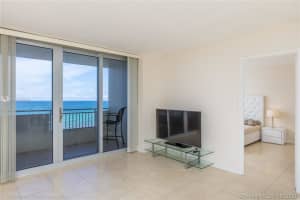 3180 S Ocean Dr, Hallandale Beach, FL 33009, Sold 11/10/20
