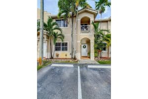 16615 NW 71st Ct, Miami Lakes, FL 33014, Sold 10/20/20