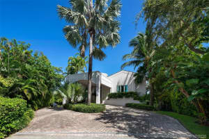 117 Gavilan Ave, Coral Gables, FL 33143, Sold 05/07/21