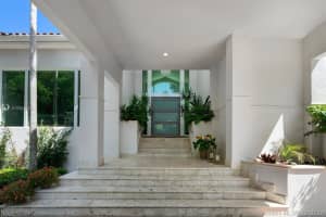 117 Gavilan Ave, Coral Gables, FL 33143, Sold 05/07/21