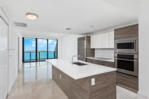 460 NE 28th St, Miami, FL 33137, Sold 10/15/20
