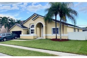 935 NW 203rd Ave, Pembroke Pines, FL 33029, Sold 09/17/20