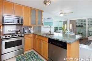 401 Ocean Dr, Miami Beach, FL 33139, Sold 12/04/20